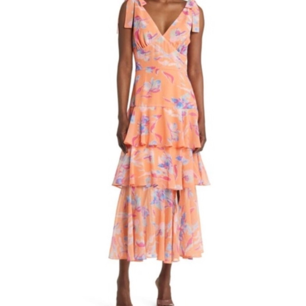 WAYF Alma floral tiered Dress